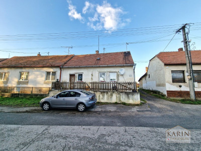 ZĽAVA! Slnečný zariadený rodinný dom na predaj v obci Brodské