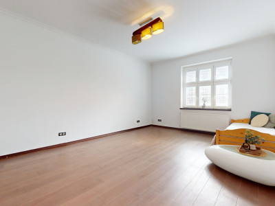 2-izbový byt 61 m2 pri Medickej záhrade s balkónom a klimatizáciou