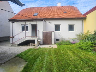Prenájom- Rodinný dom - Vajnory BA III