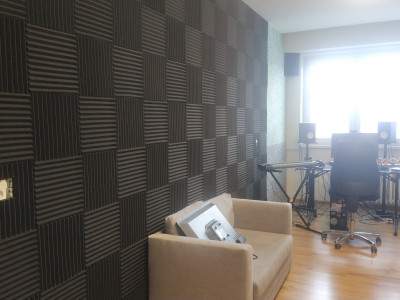 Hudobné štúdio 260.-€/ mesiac! Prenájom kancelária/ viacúčelová miestnosť 27m2 + parkovanie, Bulharská ul., BA II., Trnávka.