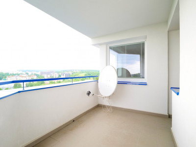 Veľký 3-izbový byt s terasou a panoramatickým výhľadom