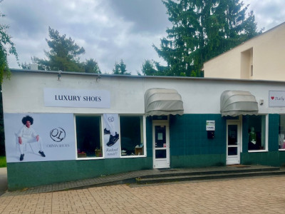 Obchodný priestor v centre mesta Senica na prenájom