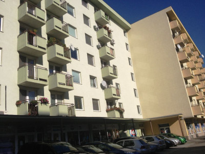 Na predaj garážové parkovacie státie – Šustekova 47, Bratislava – Petržalka