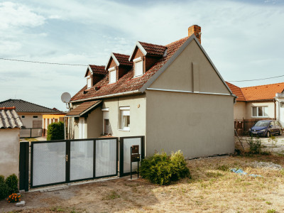 4i rodinný dom s podkrovnými izbami v obci Kúty