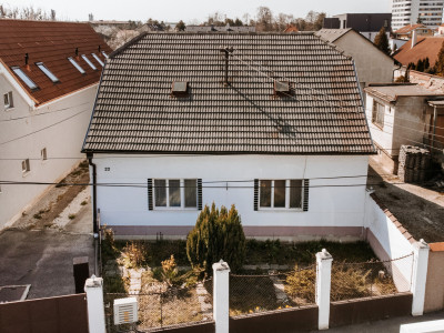 Rodinný dom  na pozemku 1 018 m2 v Podunajských Biskupiciach -  ul. Nákovná