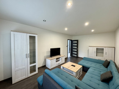 2i ZARIADENÝ BYT NA PREDAJ, HOLÍČ, PRI KAŠTIELI