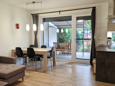 4 izbový RD 100m2 so záhradou 144m2, solárne panely, 2x parking, pokojná časť Rovinky