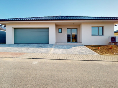 Na predaj novostavba 4 - izbový rodinný dom s dvoj garážou, Holíč.