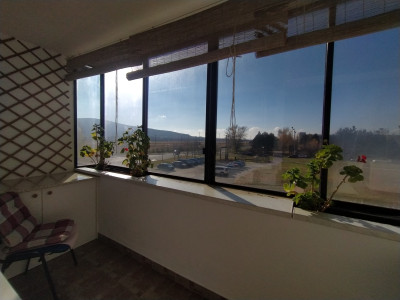 Garsónka! 38,44 m2 s loggiou a pivničnou kobkou, ul. Jána Jonáša, Devínska Nová Ves, BA IV.