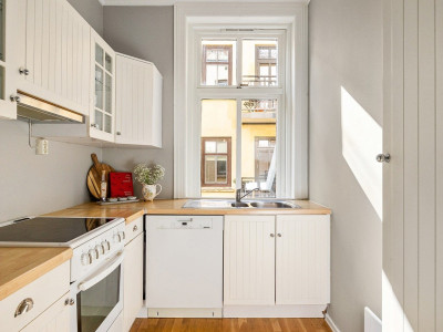 Prenájom novostavby  1-izbového bytu vo Vlčkovciach – plne zariadený, s loggiou