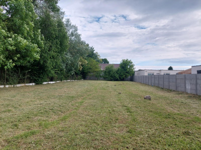 Rovinatý stavebný pozemok, dokonalý rozmer, výmera 1 072 m2  - okr. Senec