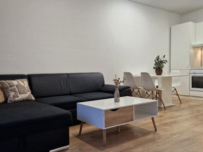 2-IZBOVÝ BYT S PARKOVANÍM  NA ZAČIATKU ROVINKY