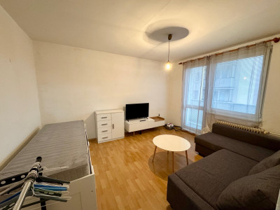 NA PRENÁJOM ZARIADENÝ 1i BYT V MESTE HOLÍČ