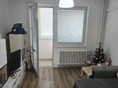 Na predaj -  garsónka s loggiou – Vilová ulica, Petržalka (Dvory)-BA V