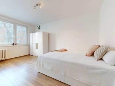 3-IZBOVÝ BYT PRI OC RETRO, RUMANČEKOVA ULICA