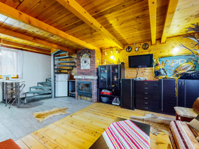 Štýlová drevenica v srdci Štiavnických vrchov – Kráľovce-Krnišov 20 minút od Banskej Štiavnice