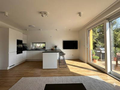 5-izbový dom na 25-árovom pozemku s nádychom histórie a absolútnym tichom