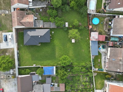 PREDAJ: STAVEBNÝ POZEMOK SO SIEŤAMI