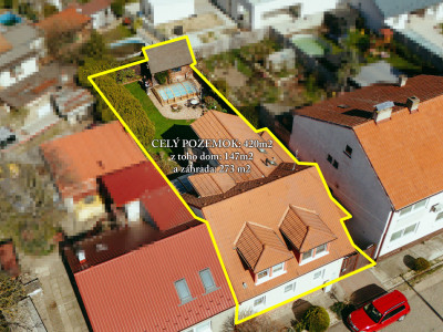 STUPAVA - Rodinný dom s atmosférou  - 5 izieb, záhrada, záhradný domček, bazén, parkovanie