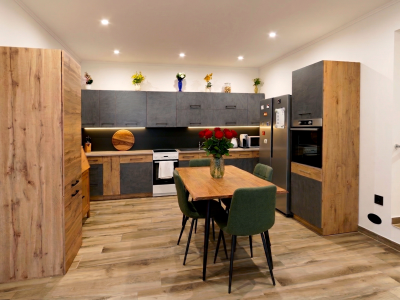 Zrekonštruovaný a zariadený 4-izbový rodinný dom v Kolárove