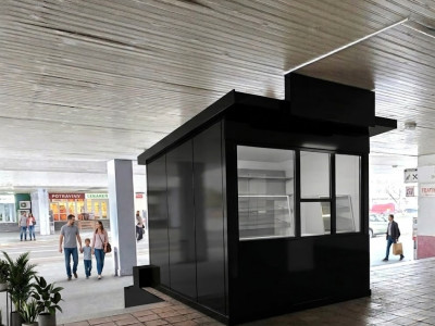 Prenájom mobilného stánku (20 m²) vo frekventovanej lokalite – Petržalka, Bratislava V