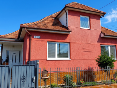 EXKLUZÍVNE na PREDAJ: Rodinný dom 4izbový s garážou, Palárikovo