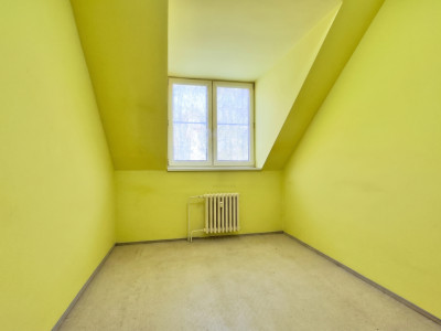 Praktický priestor na prenájom pre vaše podnikanie, 10 m2, Gen. L. Svobodu, Senica