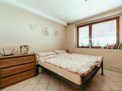 ZREKONŠTRUOVANÝ A ZARIADENÝ 3i RODINNÝ DOM V SKALICI