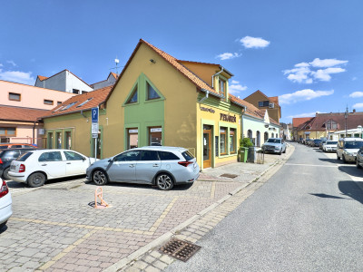 Obchodný prízemný priestor na prenájom v centre Skalice – Pivovarská ulica