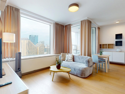 1 izbový byt v Panorama City s výhľadom na Downtown