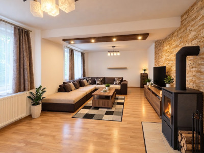 RODINNÝ DOM S POZEMKOM 2 800 m² – DUNAKILITI, TEJFALUSZIGET, MAĎARSKO.