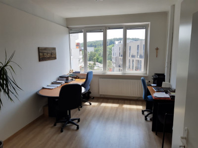 Prenájom klimatizovaná kancelária 15 m2, ul. Polianky, BA IV., Dúbravka