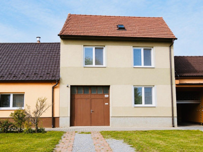 NA PREDAJ 5i RODINNÝ DOM S POZEMKOM 1 650 M² – KOPČANY