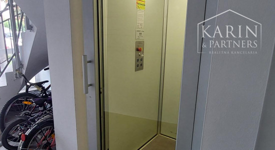 2 izbový  zariadený byt vo Svätom Jure len 14 km od Bratislavy