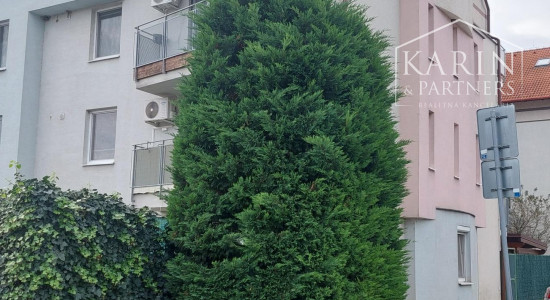 2 izbový  zariadený byt vo Svätom Jure len 14 km od Bratislavy