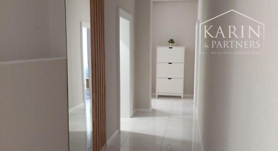 Staré Mesto - veľkometrážny reprezentatívny byt 167 m2, ul. Cintorínska