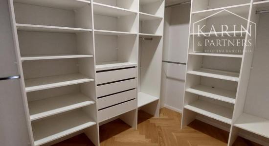 Staré Mesto - veľkometrážny reprezentatívny byt 167 m2, ul. Cintorínska