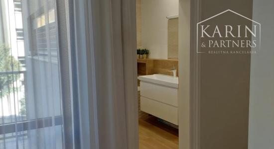 Staré Mesto - veľkometrážny reprezentatívny byt 167 m2, ul. Cintorínska