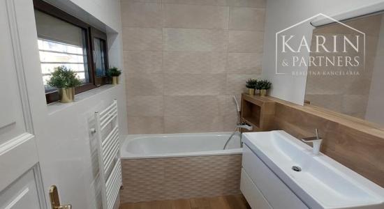 Staré Mesto - veľkometrážny reprezentatívny byt 167 m2, ul. Cintorínska