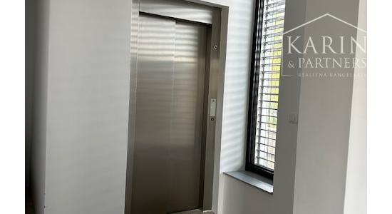 Vila s bazénom pri Horskom parku na prenájom