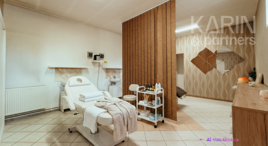 Zabehnutý komerčný priestor k podnikaniu (Salón)
