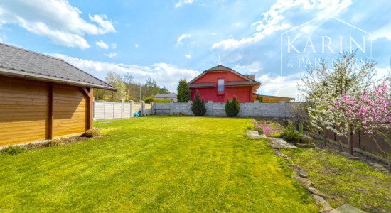 Slnečný stavebný pozemok pre rodinný dom v meste Holíč