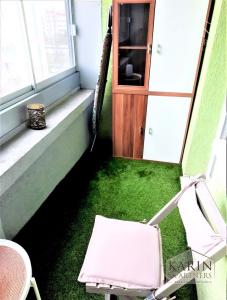 PREDANÝ  : NA PREDAJ - GARSÓNKA DE LUXE - BRATISLAVA - PETRŽALKA - MLYNAROVIČOVÁ