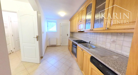 Predaj - Rodinný dom na Hradnom kopci - Investičná príležitosť - BA I