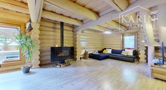 Predaj – Atraktívny zrubový rodinný dom s osobitou atmosférou - Devínska Nová Ves. BA IV- TOP PONUKA !