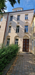 Štýlový  3 izbový priestor na bývanie alebo podnikanie na lukratívnej adrese Bratislavy – Palisády, Godrova ul.