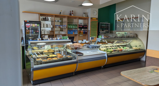 Budova – polyfunkčný objekt na pešej zóne v centre mesta SENEC