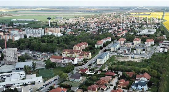 Hľadám 2 izbový byt v Šamoríne