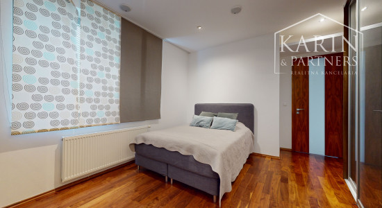 5 izbový  byt pod Slavínom