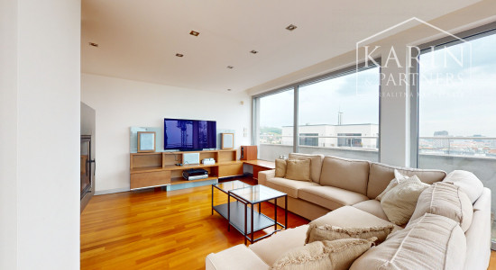 5 izbový  byt pod Slavínom